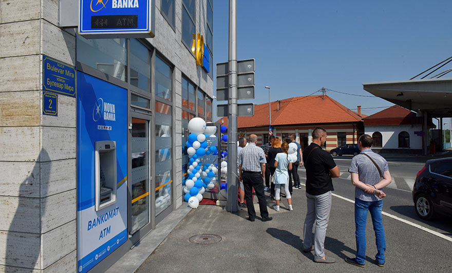 Nova banka na novoj lokaciji u Brcko distriktu BiH 2308.JPG